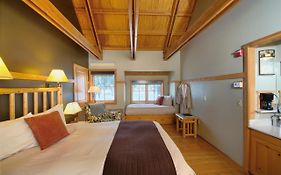 Sleeping Lady Mountain Resort Leavenworth